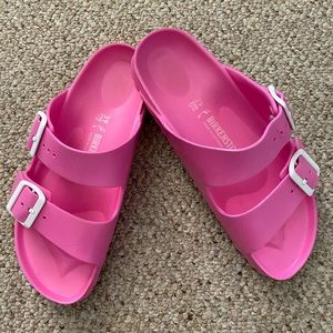 Hot Pink Birkenstock’s